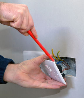 KHL electrician work